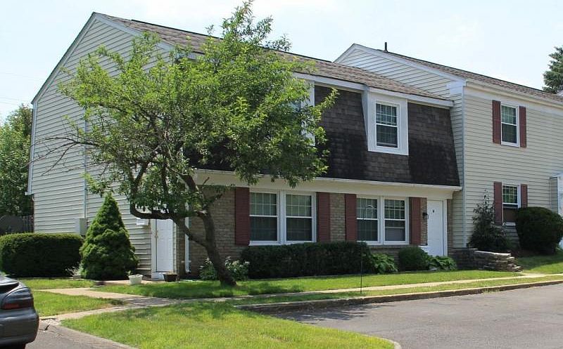1st image of 248 Otterbein Dr APT P