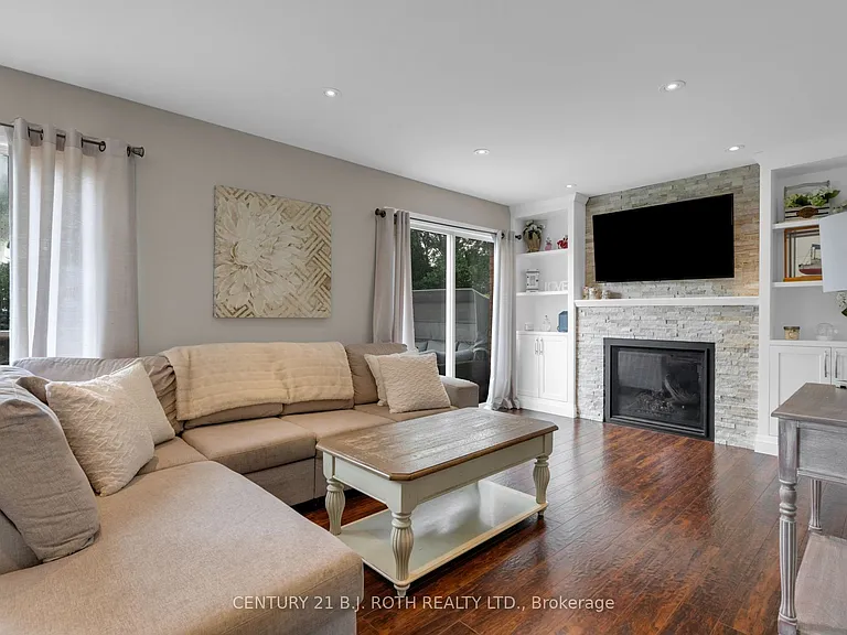 55 Gibbon Dr — Photo 9