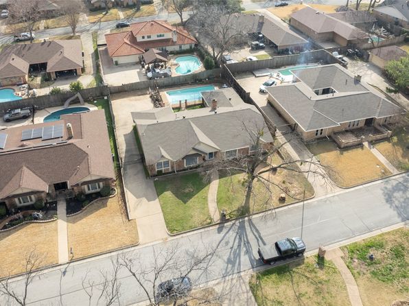Home for Sale in Arlington TX