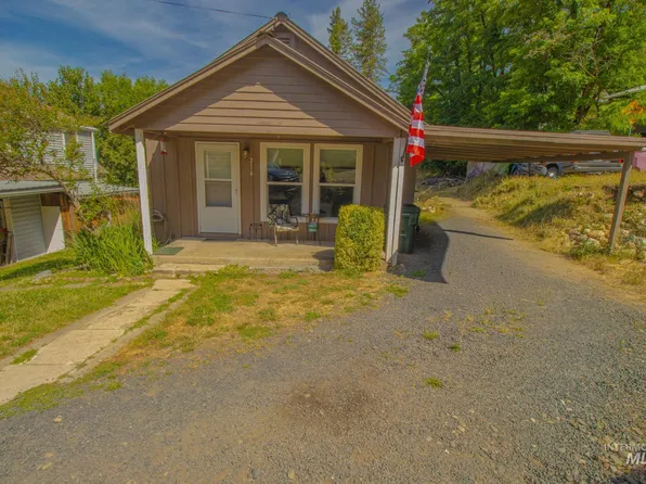 216 Tamarac St, Orofino, ID 83544