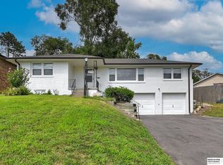 4208 Monroe St, Omaha, NE 68107