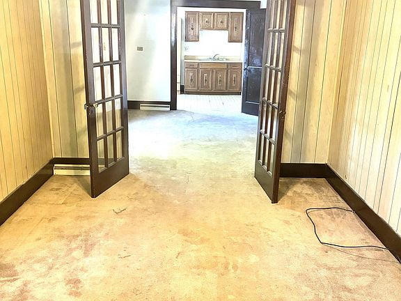 4th image of 217 Allegheny Ave APT 1