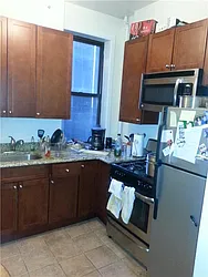 Rented by R New York