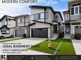 19703 29th Ave NW, Edmonton, AB T6M 0W8