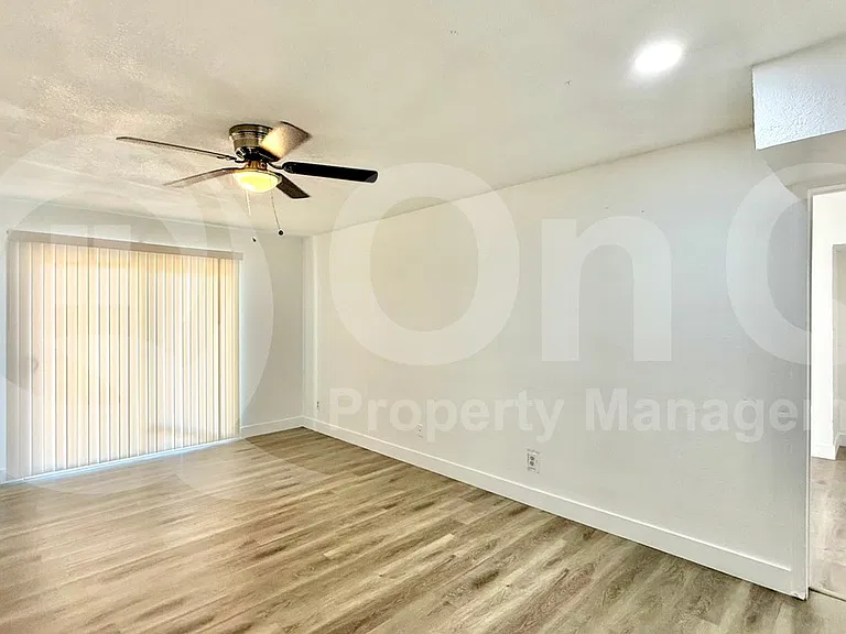 2827 E Le Marche Ave #103 — Photo 5