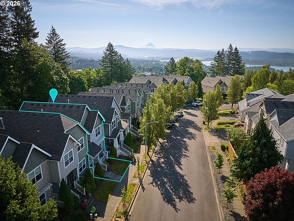 3rd image of 2120 NW Fargo Loop