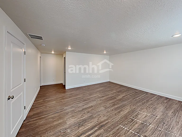 6026 W South Jordan Pkwy — Photo 22