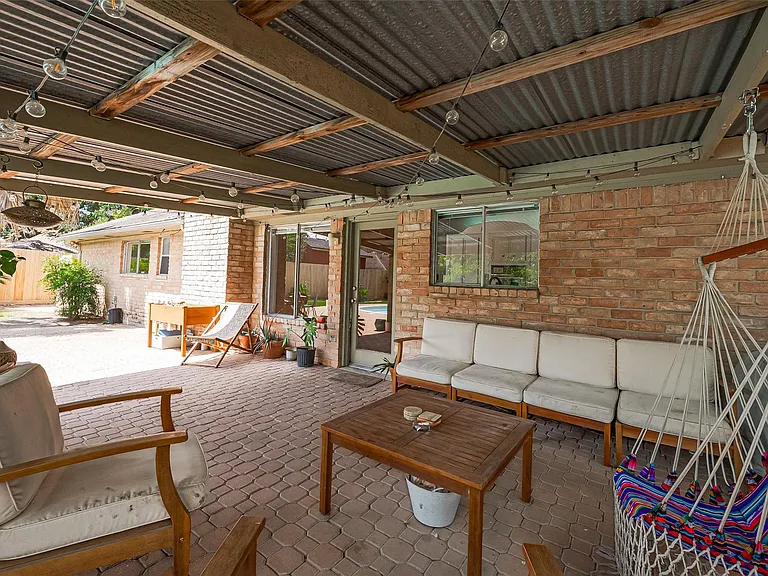 8018 Zimmermann Dr — Photo 46