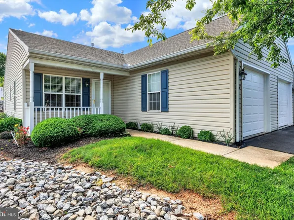 46 Hagarman Dr #46, York, PA 17408
