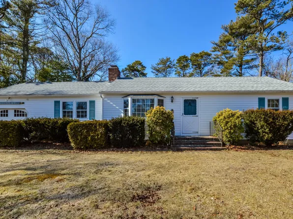36 Hadrada Lane, Centerville, MA 02632