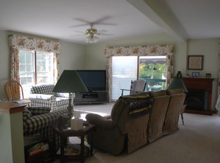 77 Oswegatchie Rd, Waterford, CT 06385