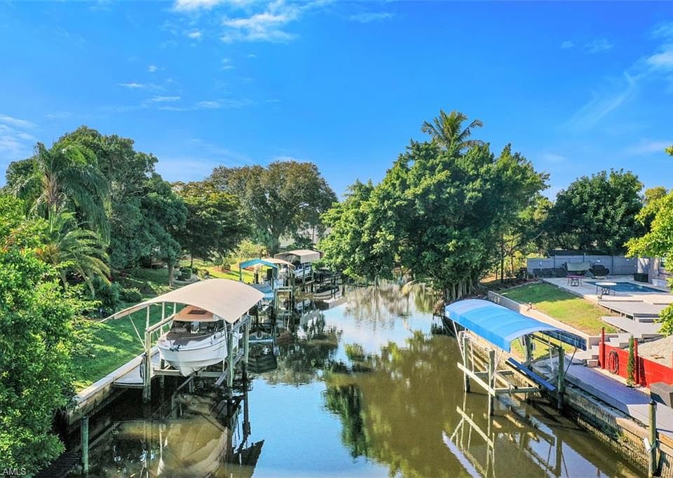 1st image of 9442 Palm Island Cir