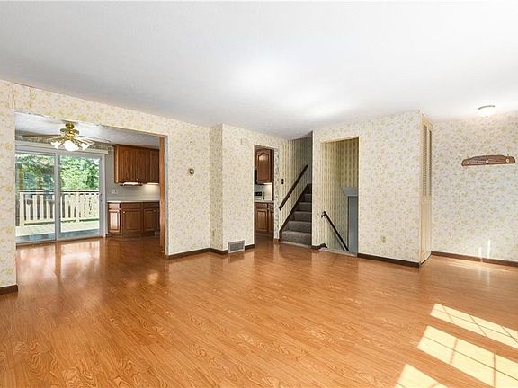 4th image of 8354 Celianna Dr