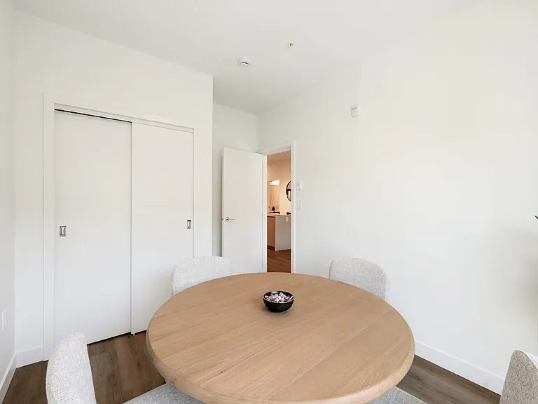635 Chatham St — Photo 15
