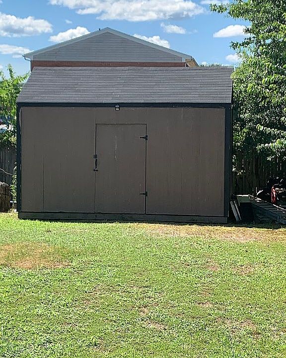 Detached storage 