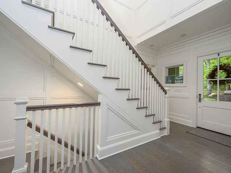147 Warfield Way — Photo 9