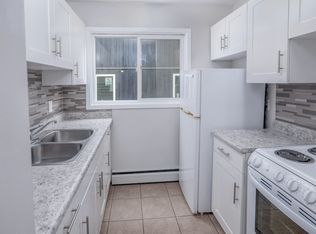 Williamson Manor, Edmonton, AB T5H 3H2