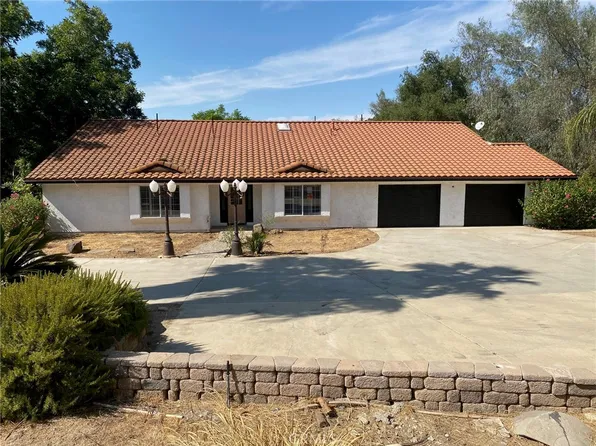 44610 Via Vaquero, Temecula, CA 92590
