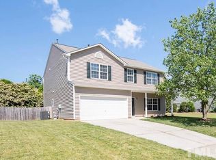 104 Mizelle Meadow Ct, Holly Springs, NC 27540