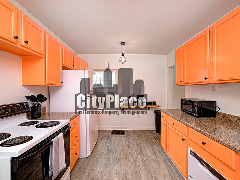 959 Lexington Ave_08_09042024