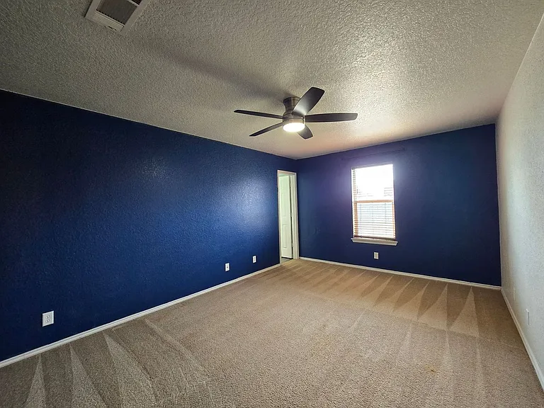 3802 Captain Dr — Photo 15