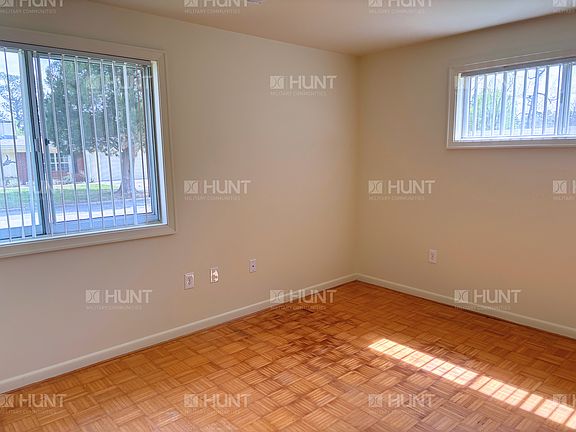 5th image of 51 Washington Dr