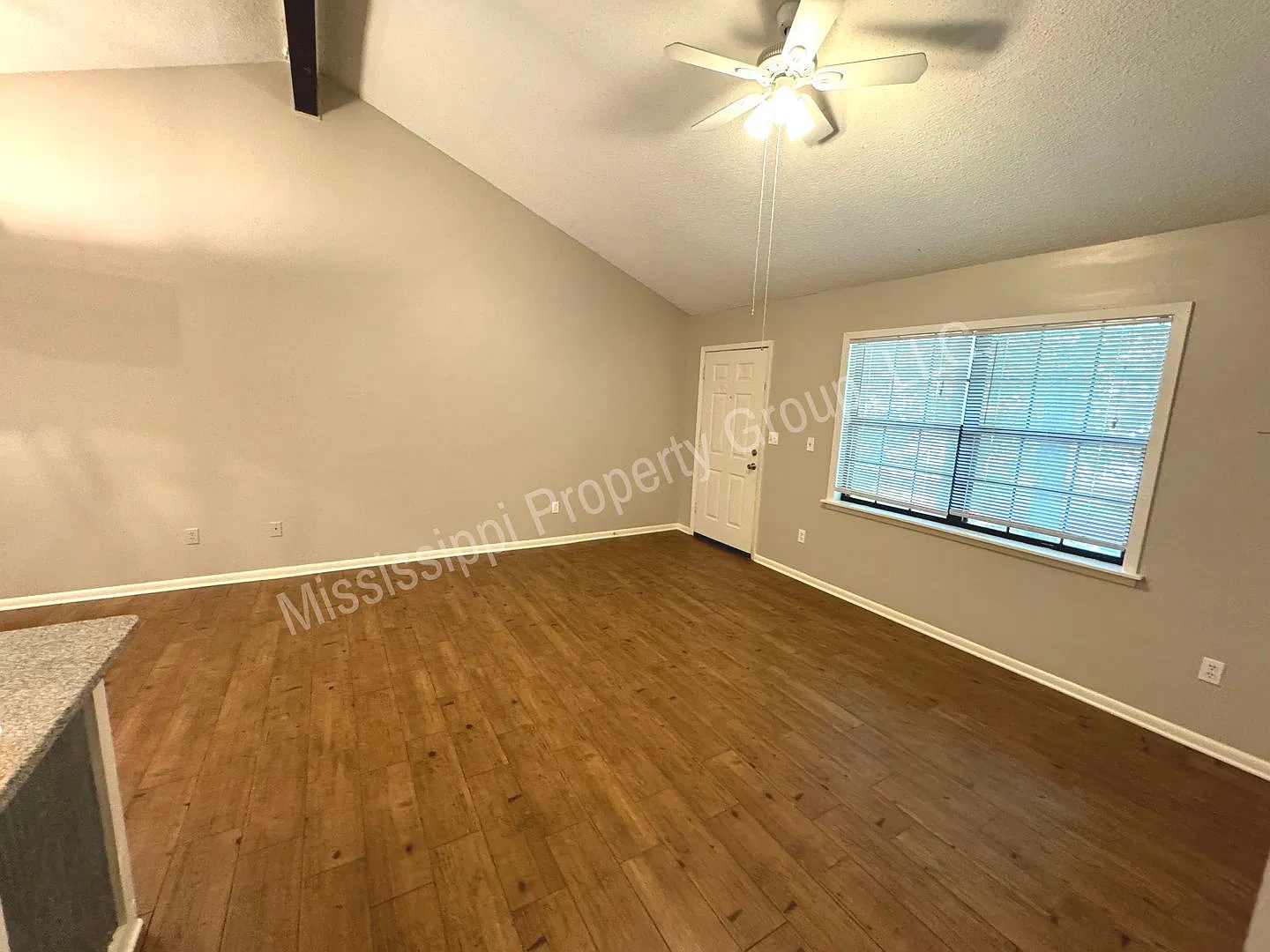 3BR/2BA Home — Photo 4