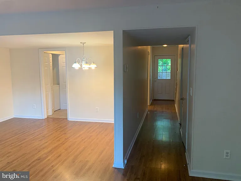 133 Woodlake Dr — Photo 7