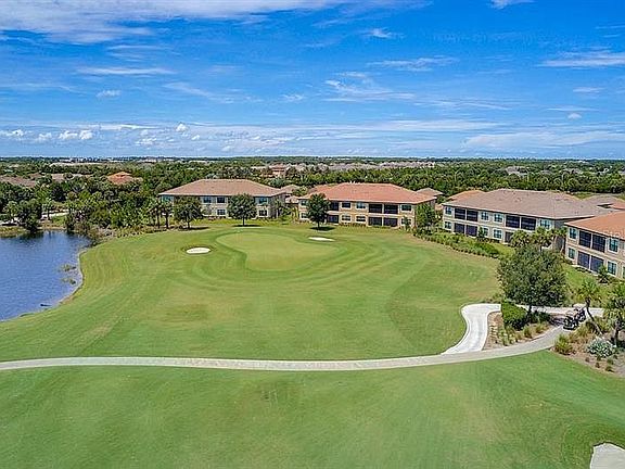 "WONDERFUL BACKYARD"