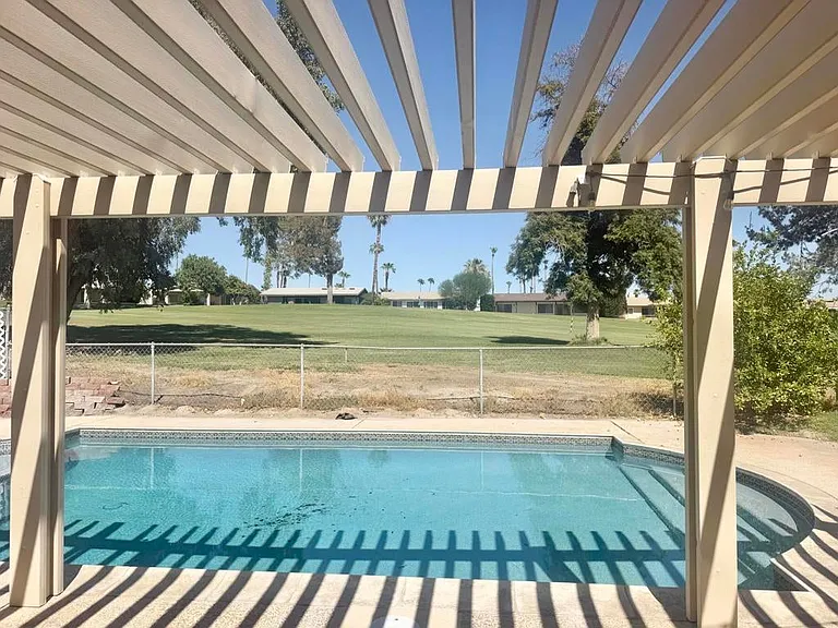 43586 Virginia Ave — Photo 16
