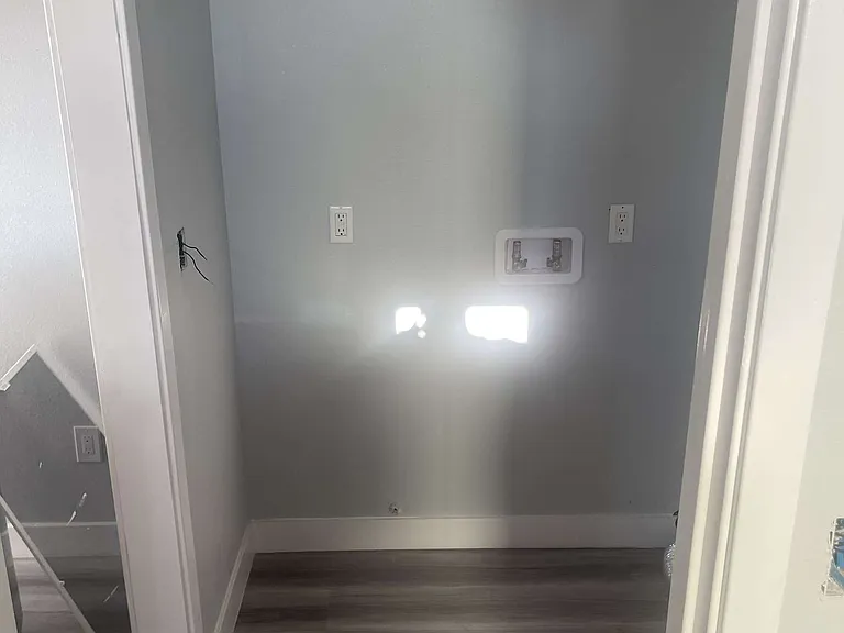 717 School Ave #4 — Photo 9