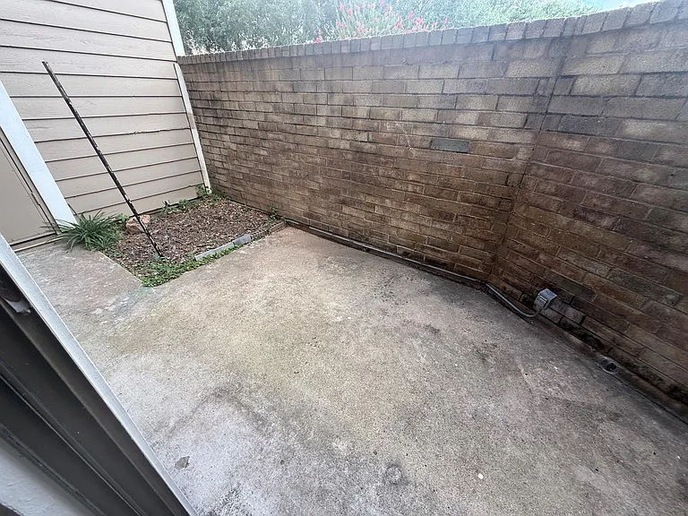 2710 Grants Lake Blvd #M2 — Photo 5