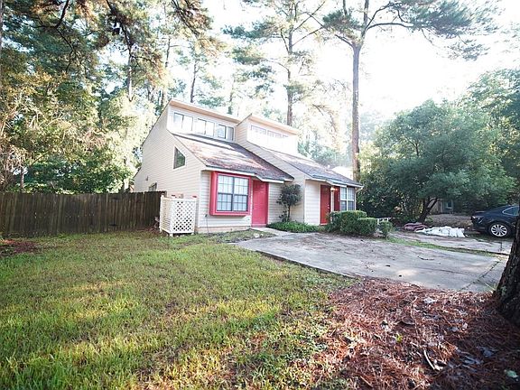 2nd image of 1530 Merry Oaks Ct