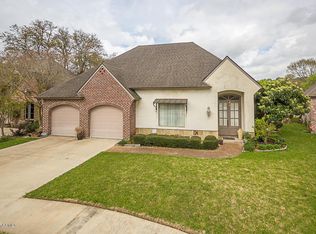 702 Cobblestone Rd, Lafayette, LA 70508