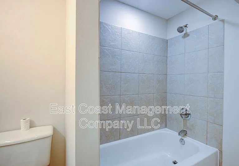 203 S Regester St — Photo 18