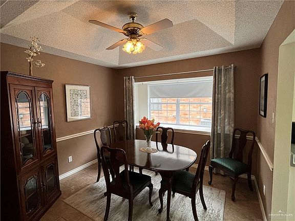 5th image of 315 Diana Dr