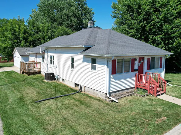 607 W Jackson St, Tomah, WI 54660