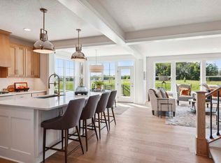 10305 Shadyview Ln N, Maple Grove, MN 55311