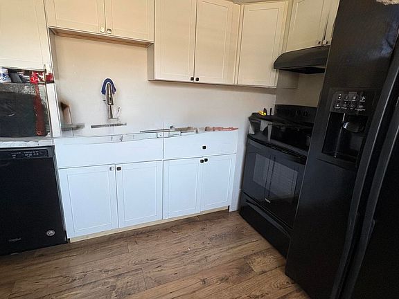 3rd image of 4773 Holt Rd