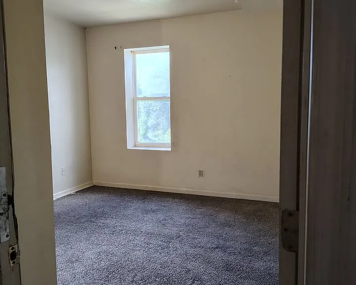 1341 Temple Pl #1F — Photo 6