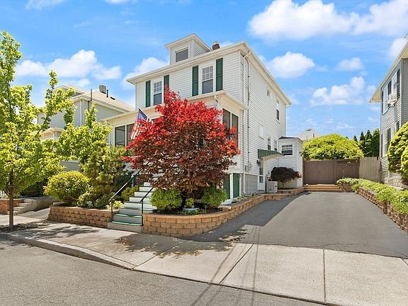 3rd image of 42 Freeman Ave