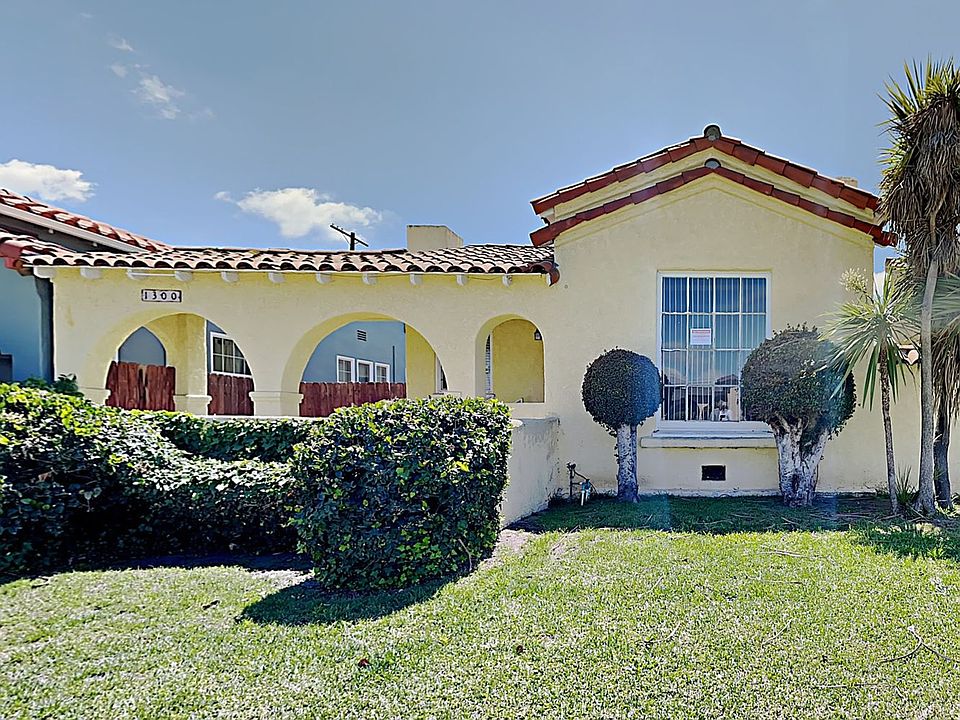 1st image of 1300 W 81st St