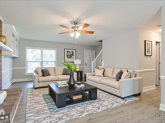 3rd image of 712 Lampwick Ct