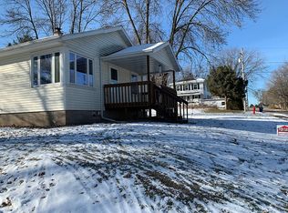 201 6th St, Marathon, WI 54448