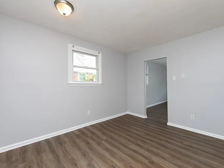 299 Locust Ave #1 — Photo 8