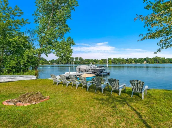 W379S4764 West Pretty Lake ROAD, Dousman, WI 53118