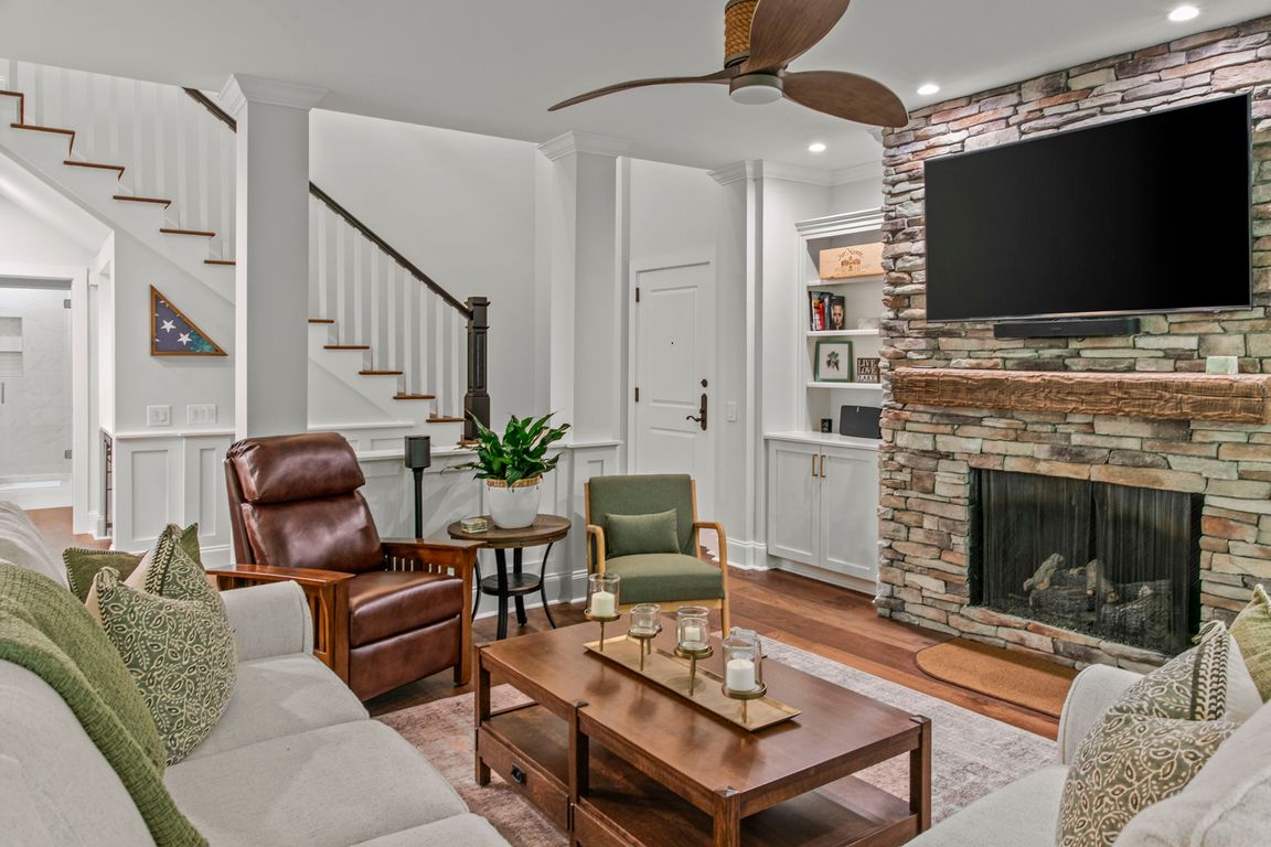 next background image