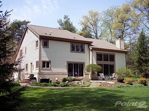 2nd image of 8250 Lost Pines Dr