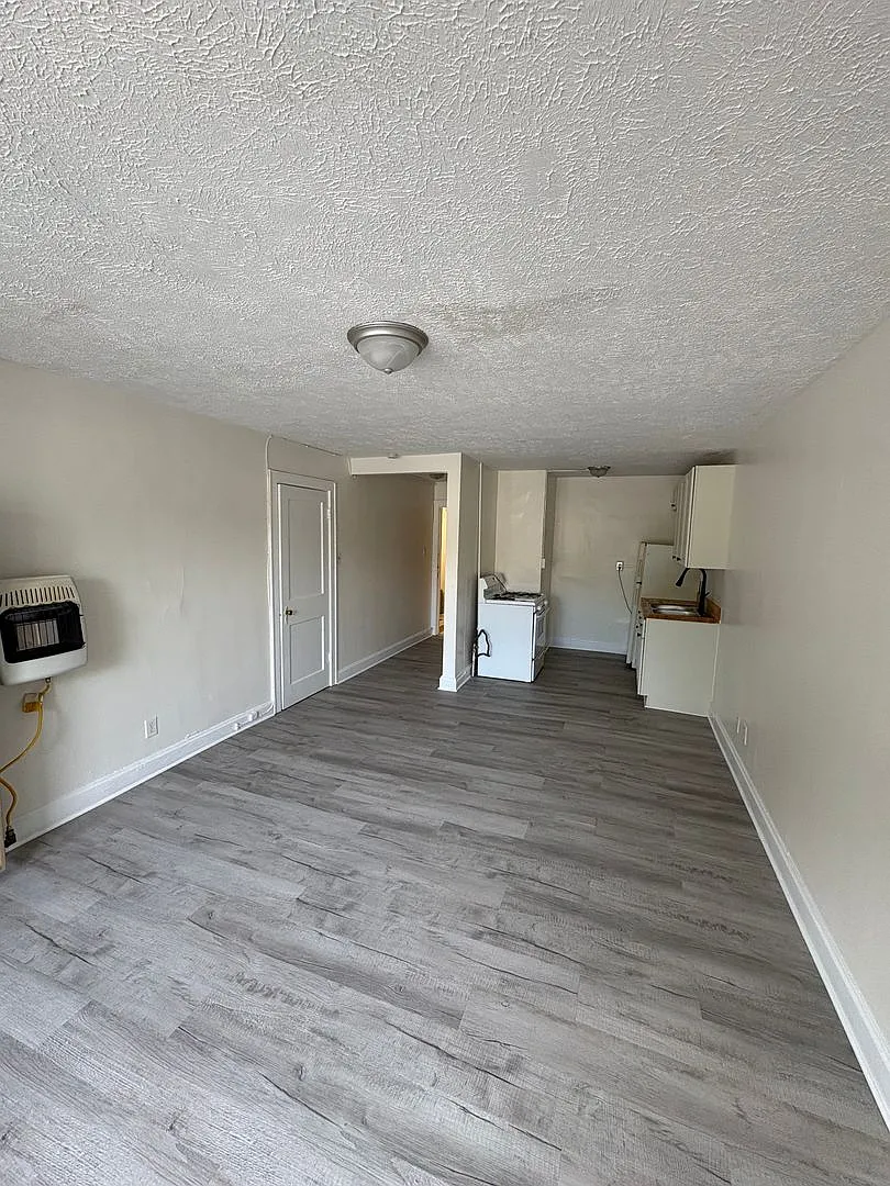 1008 Parsons Ave. — Photo 1