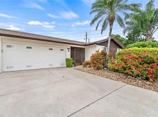 4814 Lakewood Blvd #B-16, Naples, FL 34112